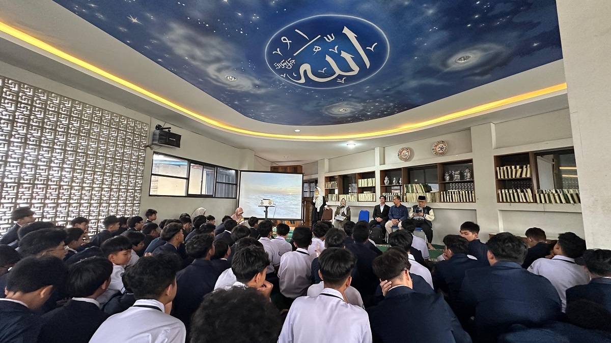 PCI Serial Lecture menghadirkan Prof. Dr. Leli Yulifar, M. Pd